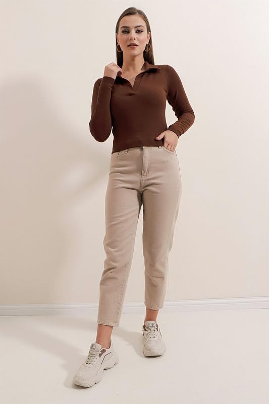 Dream Beauty Women Polyester Collared Neck Tee - Image 3