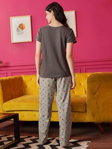 Clovia Women's Cotton Printed Top & Pyjama Set - Grey - Image 4