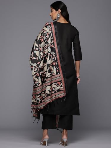 Varanga Black Ruby V-Neck Kurta Set - Image 4