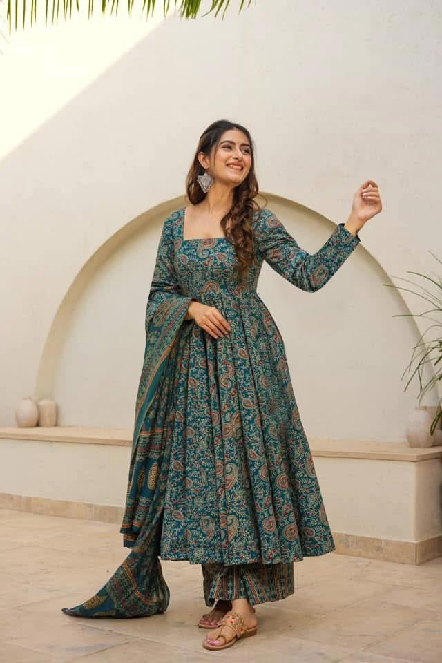 ANNI DESIGNER Women's Rayon Viscose Kurta with Palazzo & Dupatta - Green - Image 3