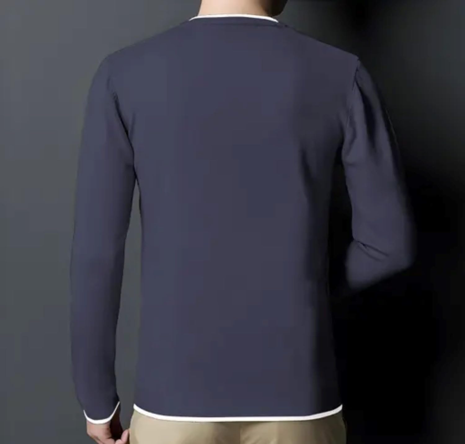 Irana Men's Navy Casual T-Shirt - Image 2