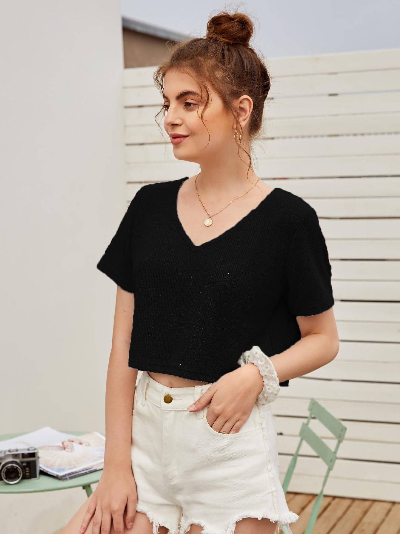 Zilcon Women's V-Neck Crop Top - Image 4