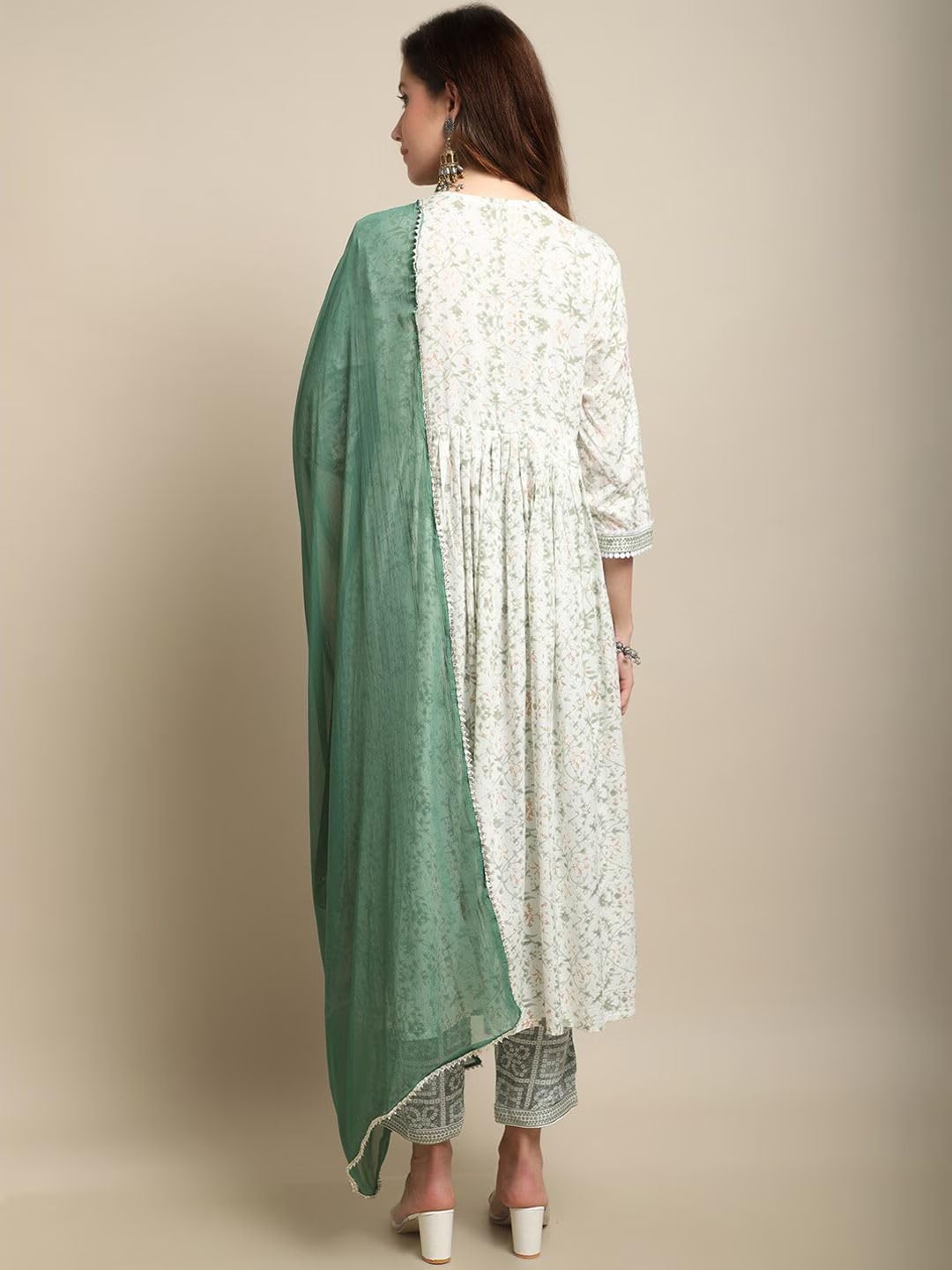 Amayra Women's Viscose Rayon Kurta Set - Green - Image 2