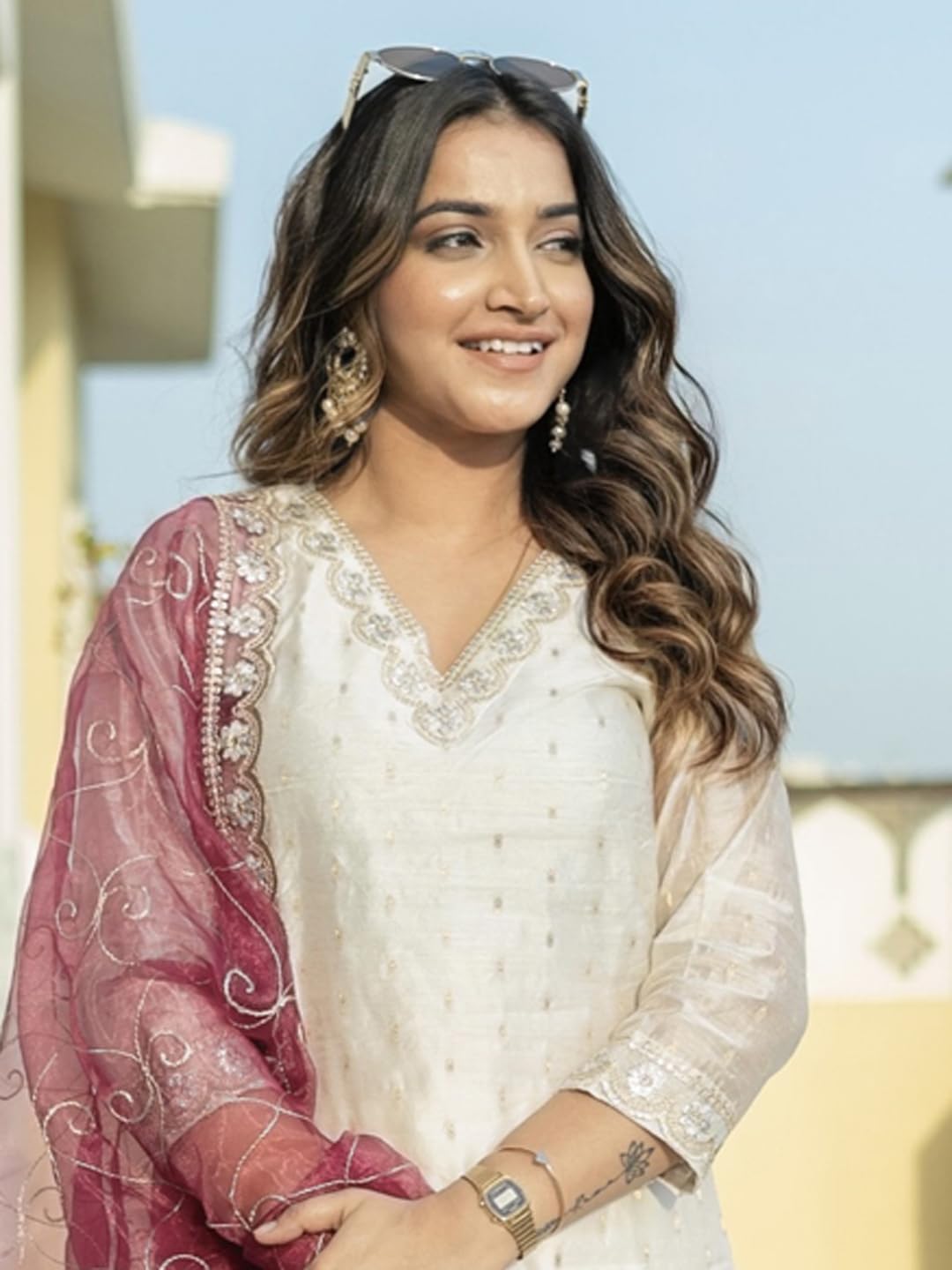 VredeVogel Women's Chanderi Silk Embroidered Kurta Set - White - Image 4