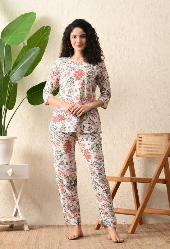 Ichaa Women Rayon White Jungle Printed Night Suit - Image 2