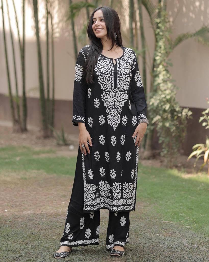 MRSWEARS Women Chikankari Kurta Set - Image 2