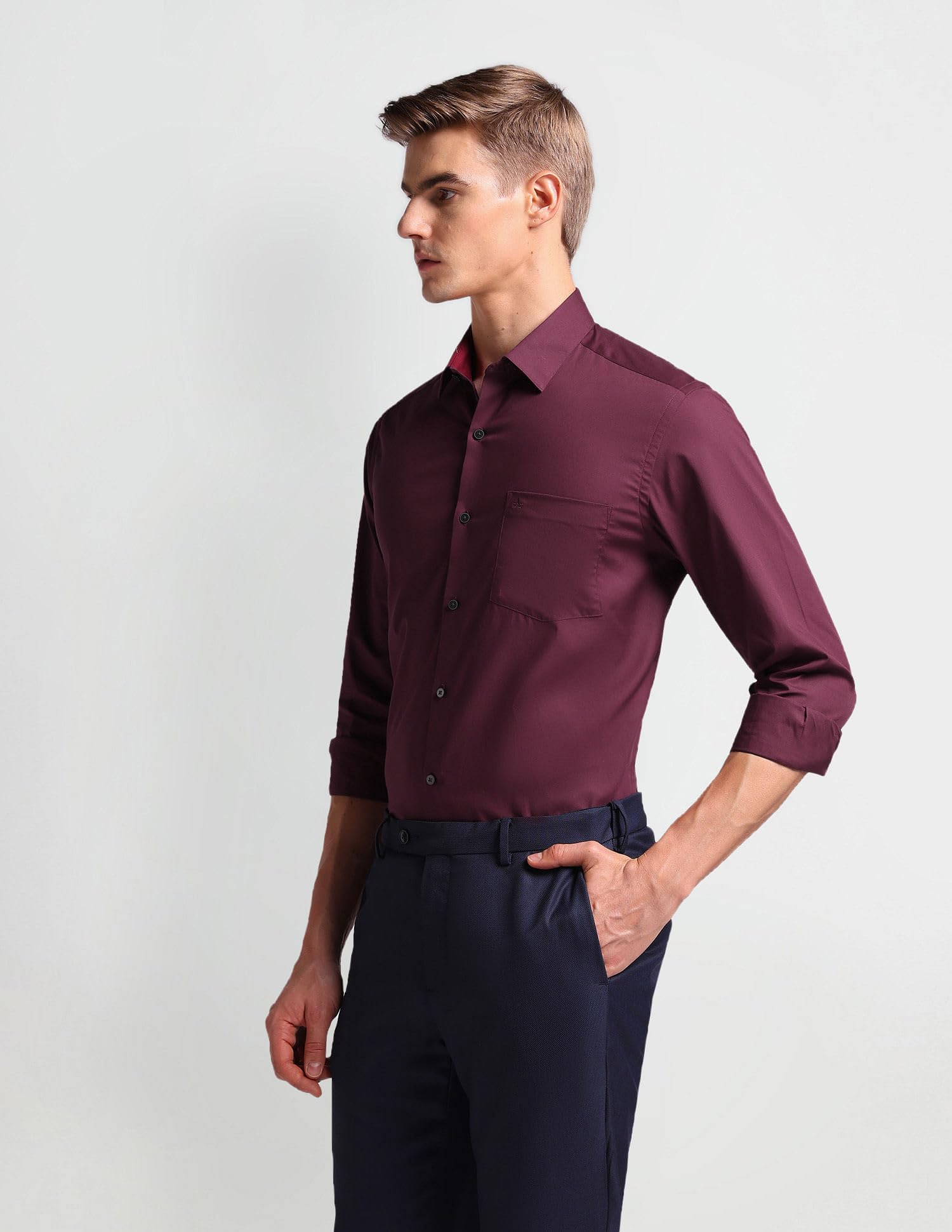 Arrow Men's Maroon Slim Fit Shirt - Image 5