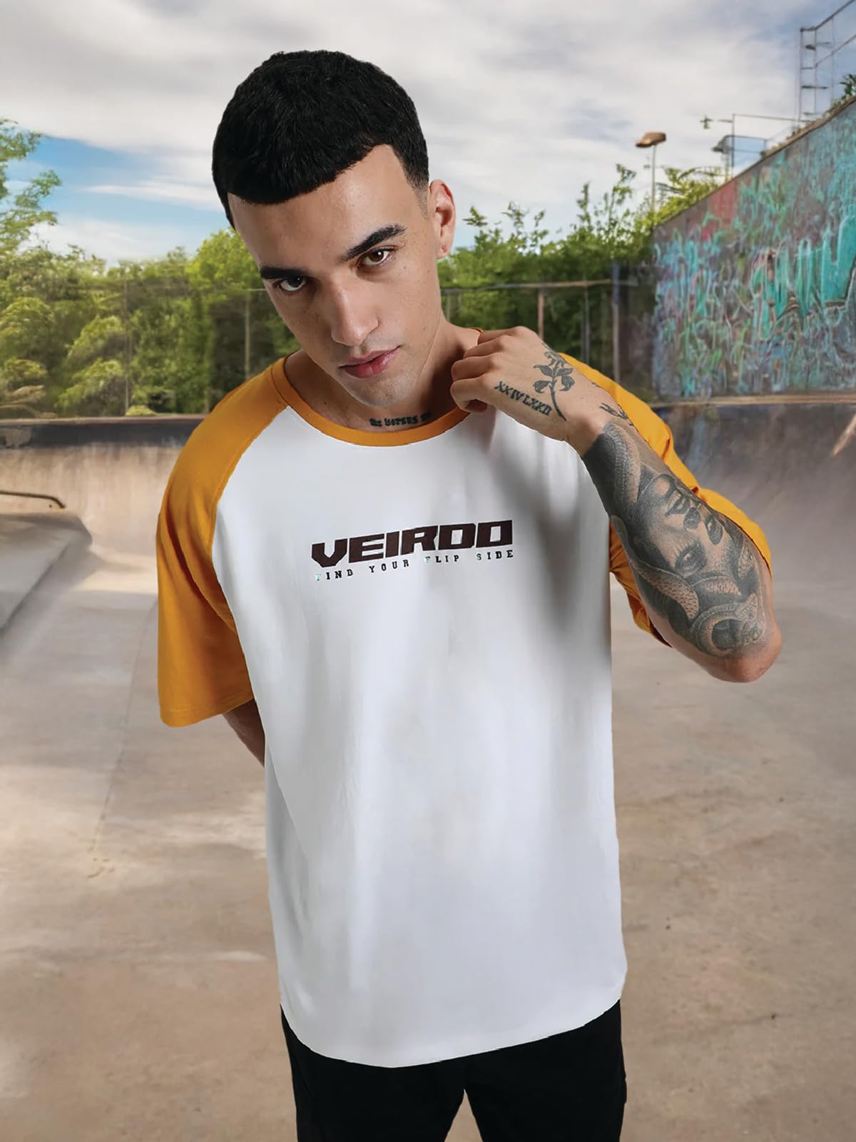 Veirdo Men's Round Neck T-Shirt - White Yellow - Image 2
