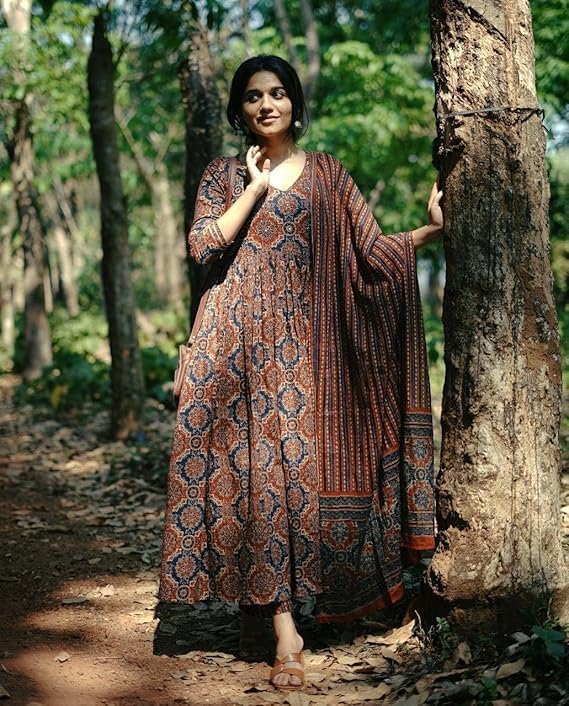 ASSUME Fashion Anarkali Maternity Kurta Set for Women - Image 4