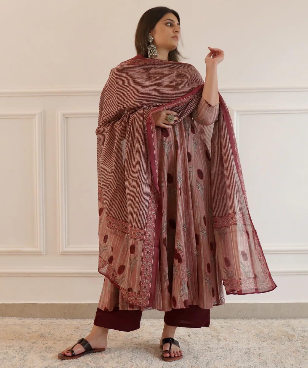 Nermosa Women Printed Anarkali Kurta Set - Image 4