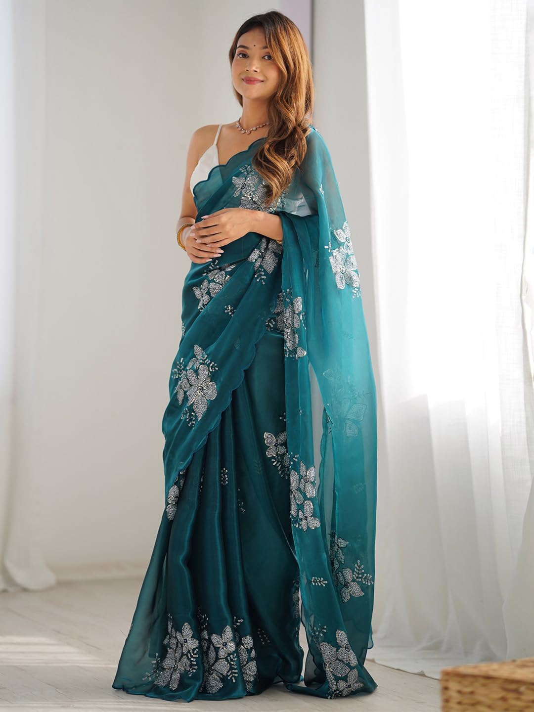 AKHILAM Women's Teal Blue Shimmer Organza Saree - Image 4