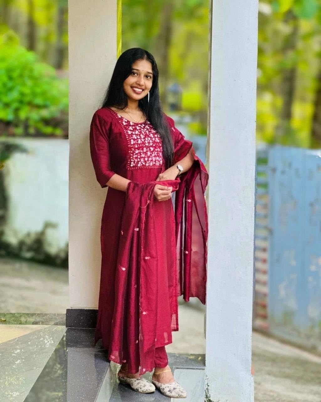 Wild Woven Women's Vichitra Silk Kurta with Dupatta - Maroon - Image 2