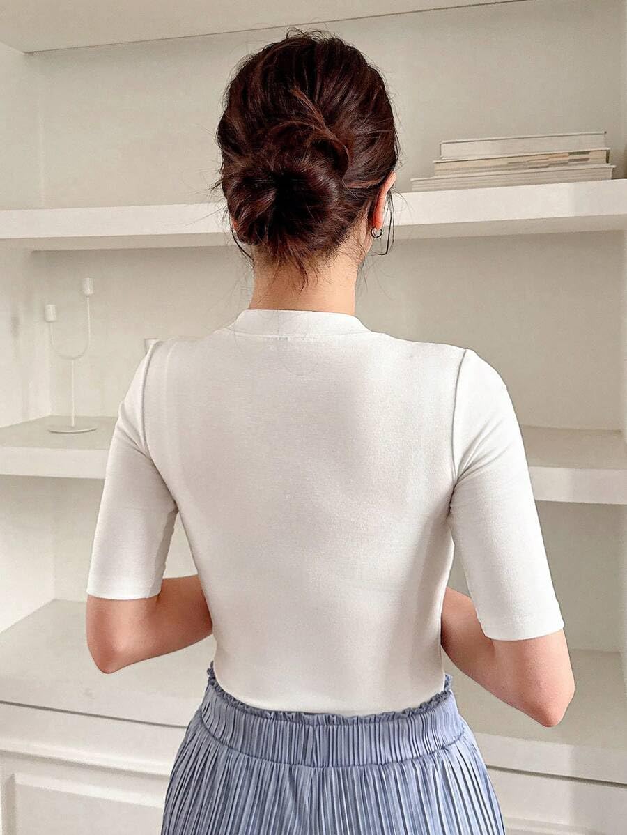 Istyle Slim Fit Round Neck Short Sleeve Top for Women - Image 3