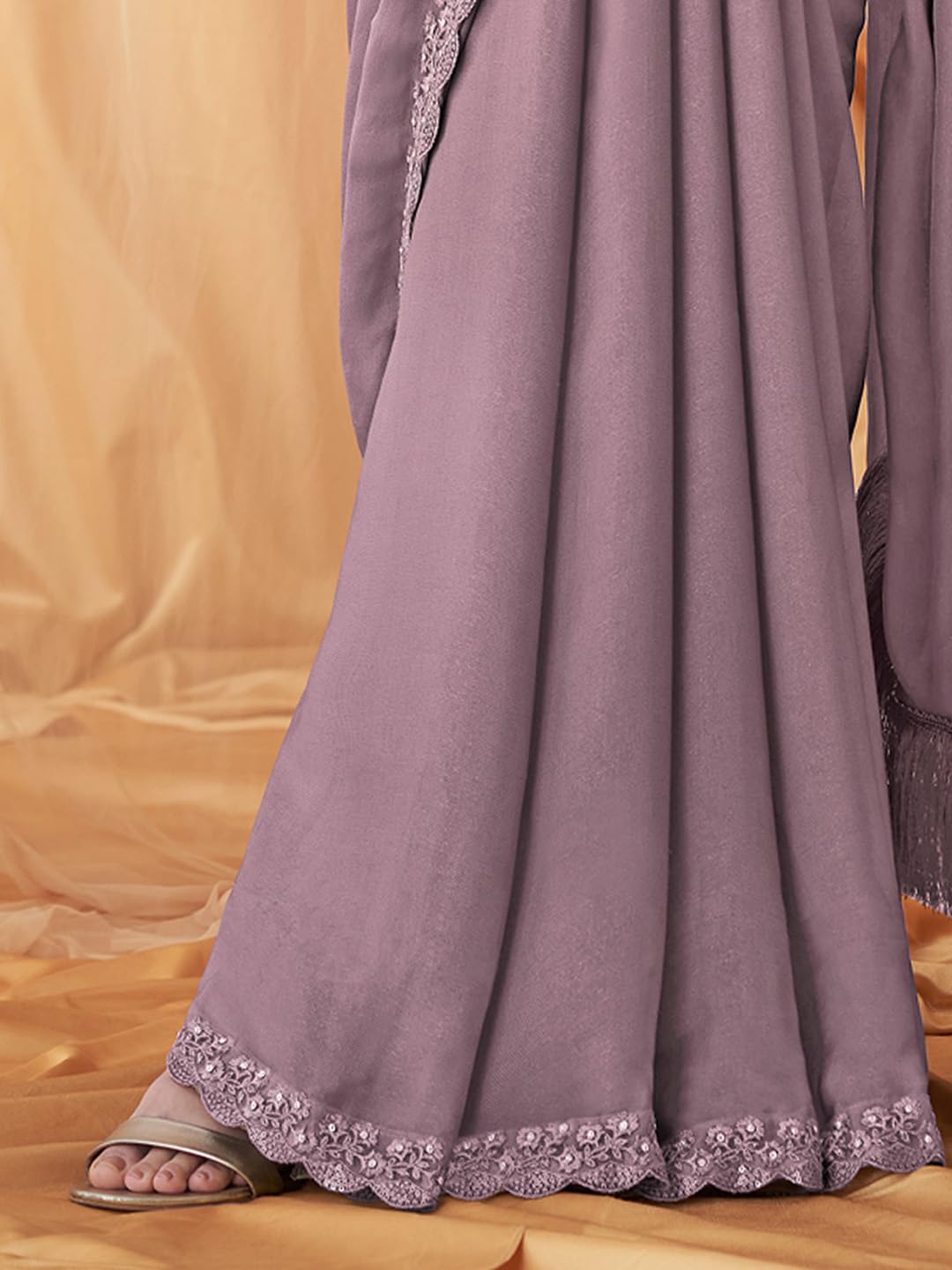 AKHILAM Women's Lavender Georgette Saree - Image 5