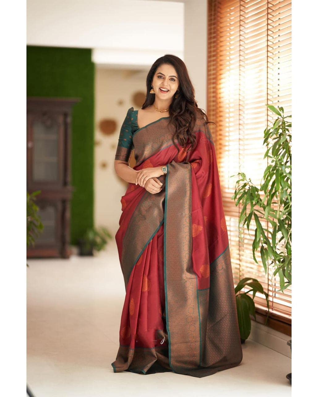 GarbGlide Women's Kanjivaram Lichi Silk Saree - Maroon Copper - Image 5