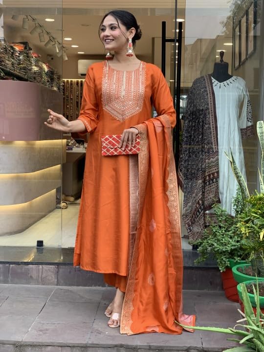 Nermosa Women's Embroidery Silk Kurta Set - Orange - Image 4