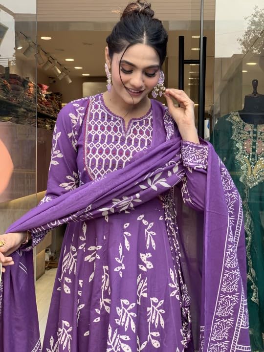 KLOSIA Women Printed Anarkali Kurta - Purple - Image 2