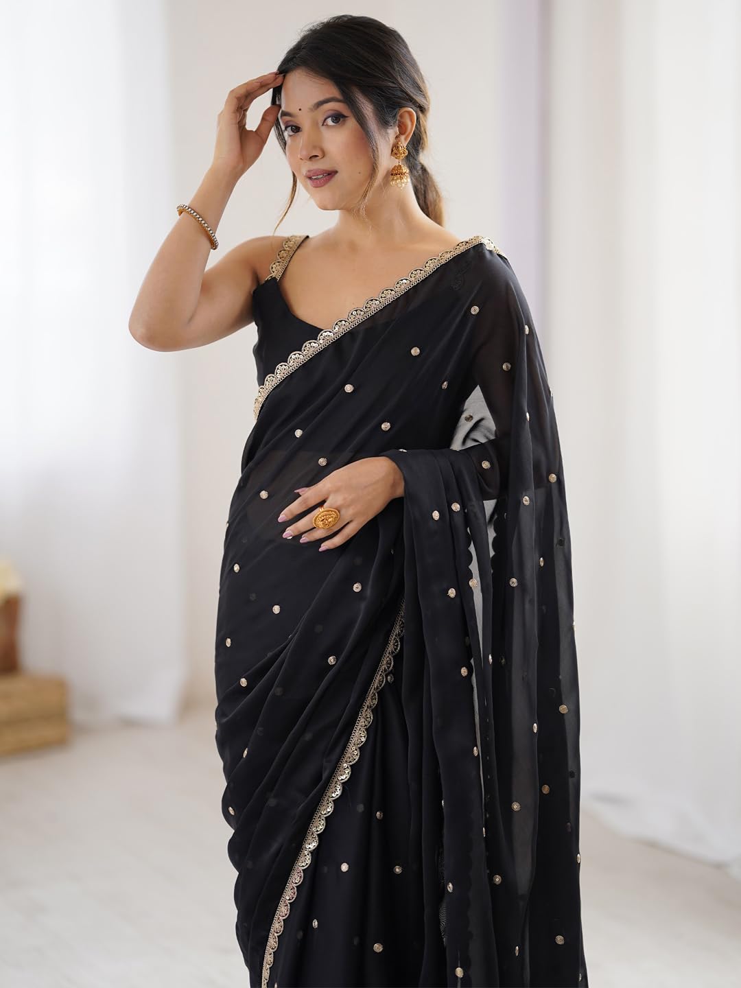 AKHILAM Women's Black Georgette Embroidered Saree - Image 5
