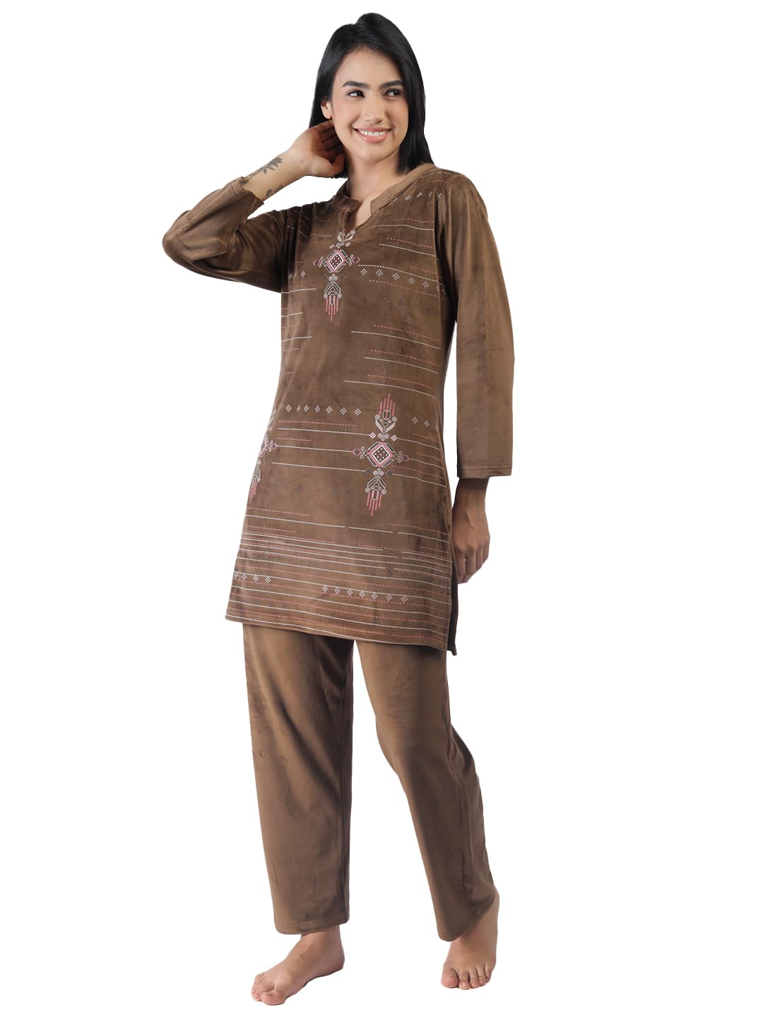Duchess Women's Velvet Printed Nightsuit - Image 4
