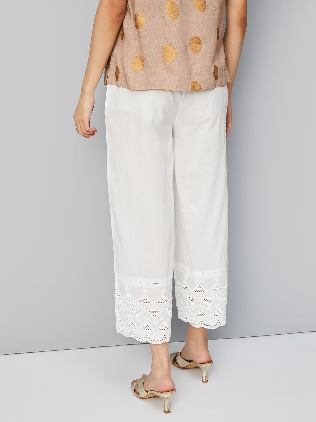 Max Women's White Embroidered Palazzos - Image 5