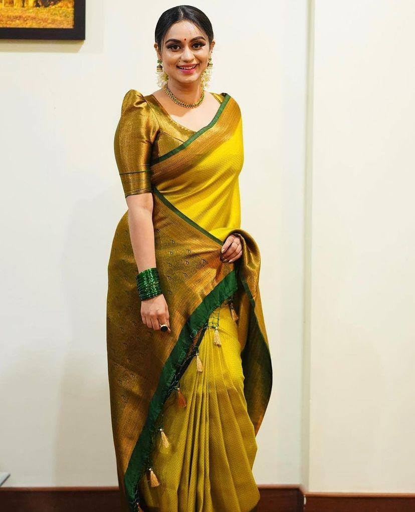 Kanjivaram Silk Saree - Yellow - Image 3