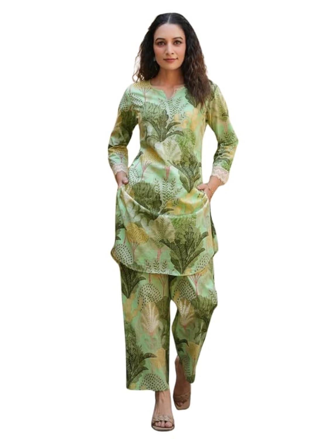 NAINVISH Women Green Printed Straight Cotton Blend V-Neck Co-ord Set