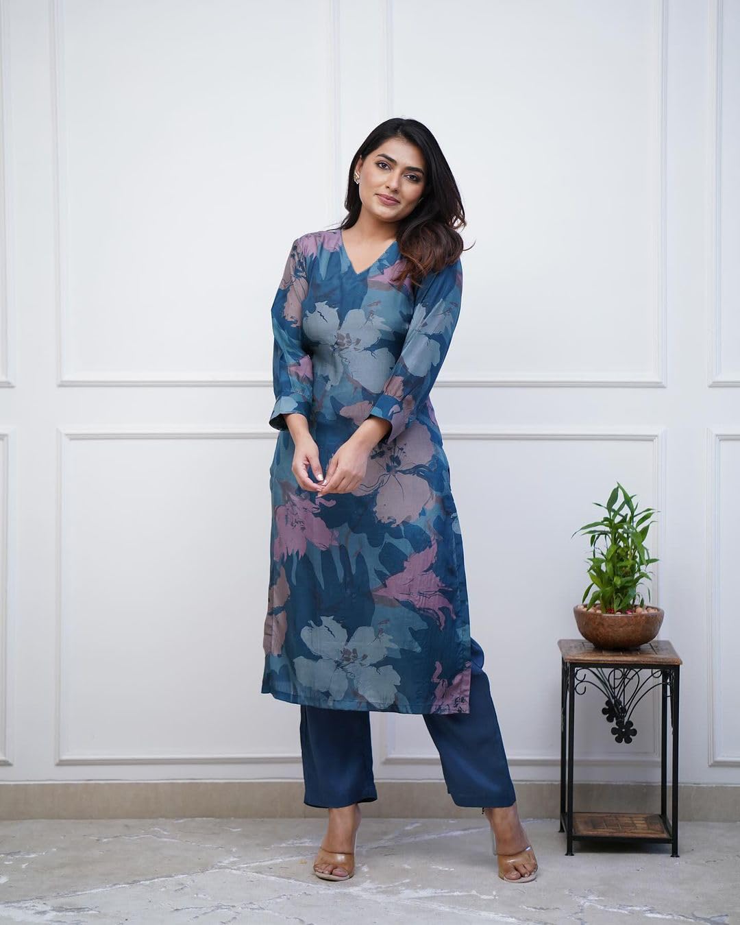 GoSriKi Blue Chanderi Blend Kurta Set for Women - Image 2