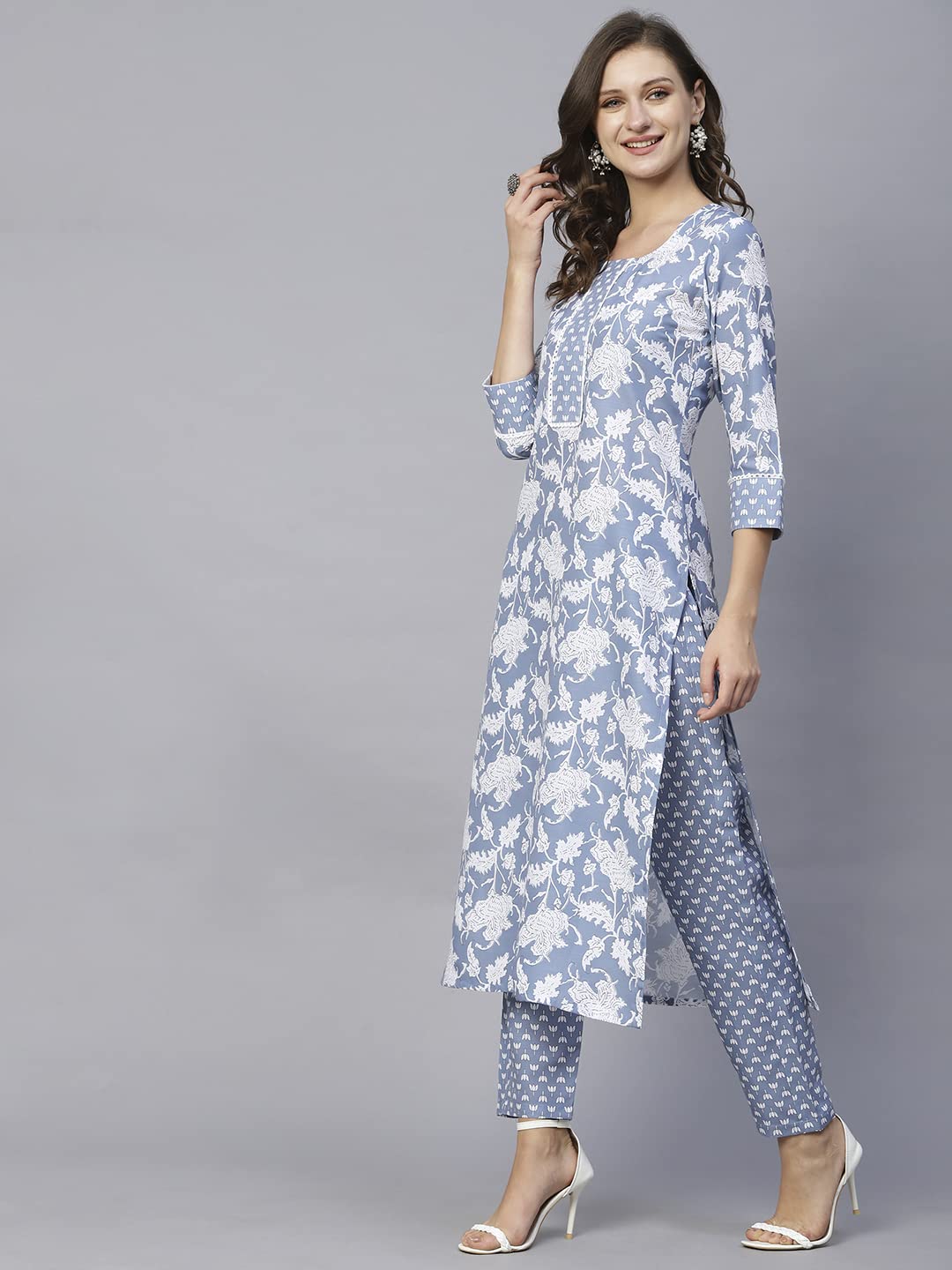 ANNI DESIGNER Women's Cotton Blend Printed Kurta with Pant - Navy Blue - Image 3