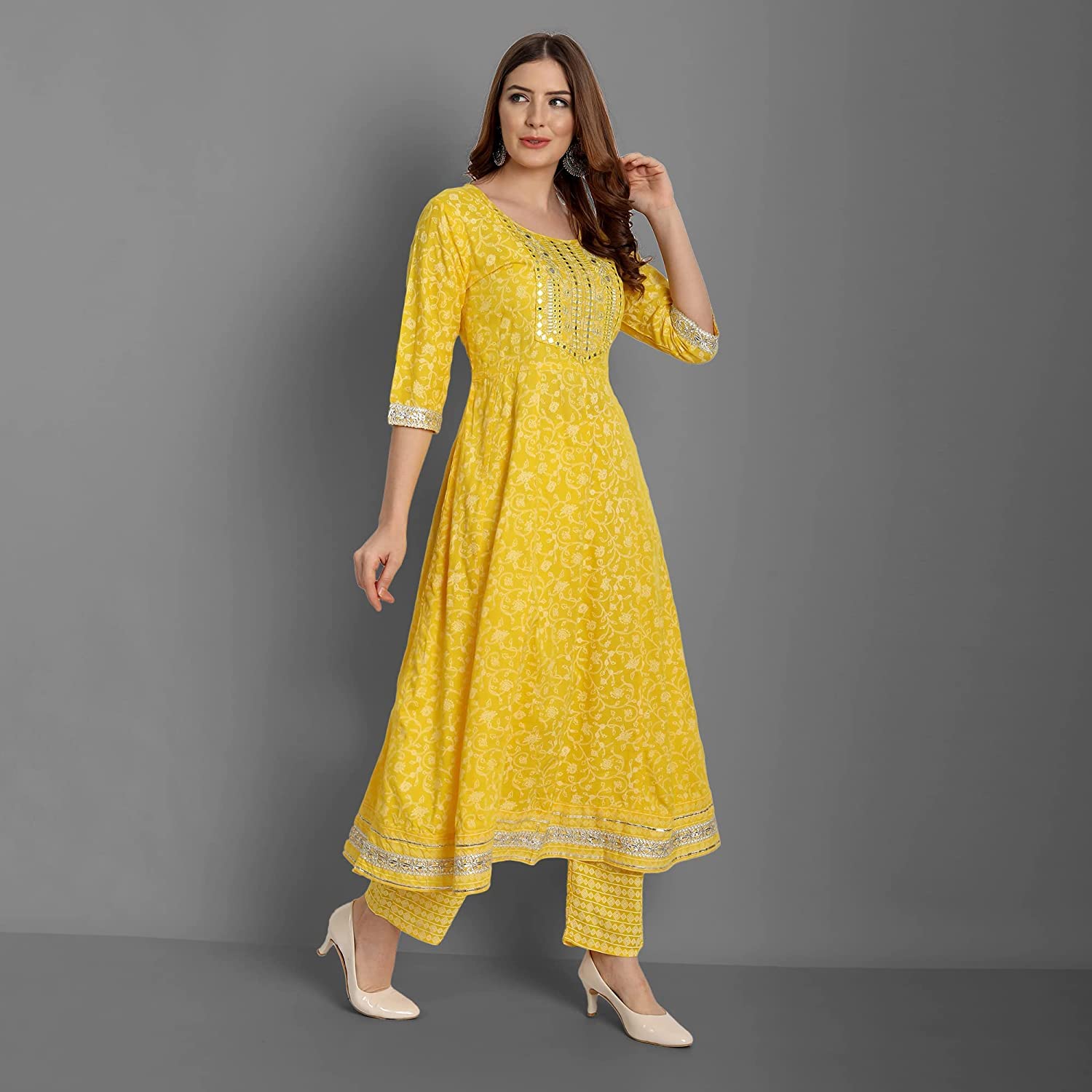 Rangnavi Yellow Rayon Anarkali Kurta Set - Image 3