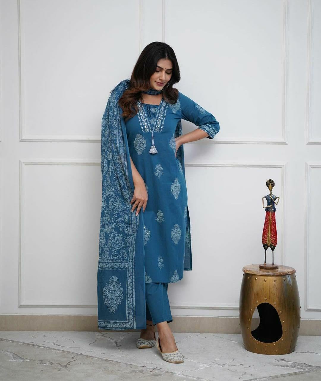 PARTHVI Blue Cotton Printed Kurta Set for Women - Image 2