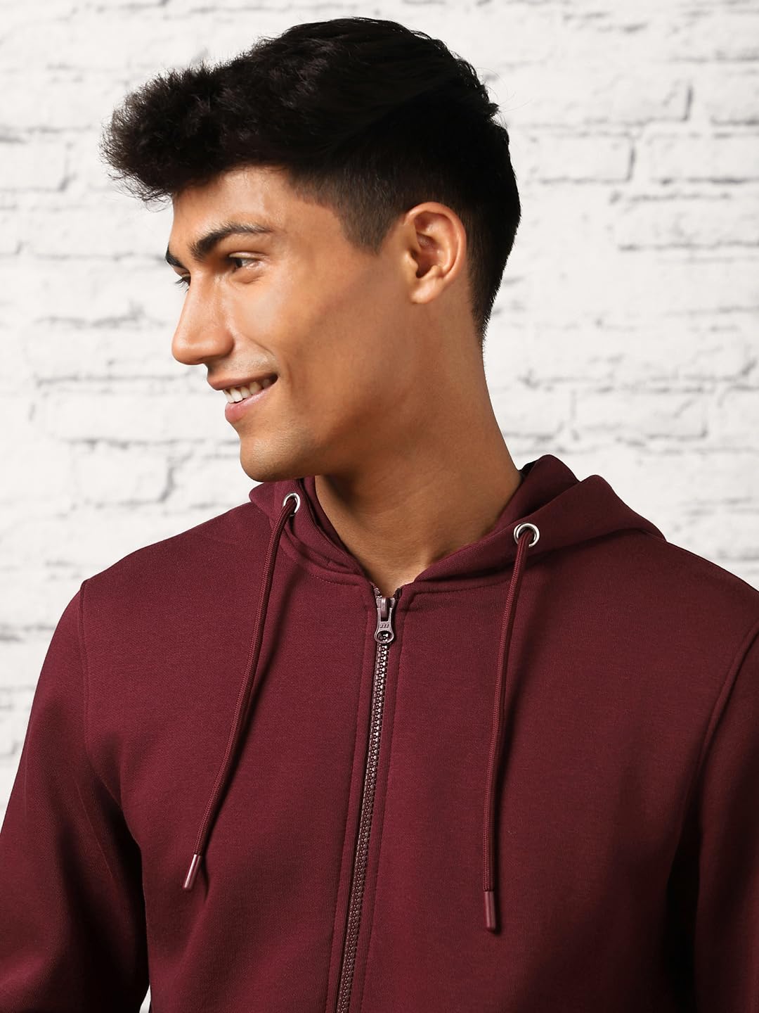 NOBERO Men's Maroon Cotton Fleece Hoodie - Image 5