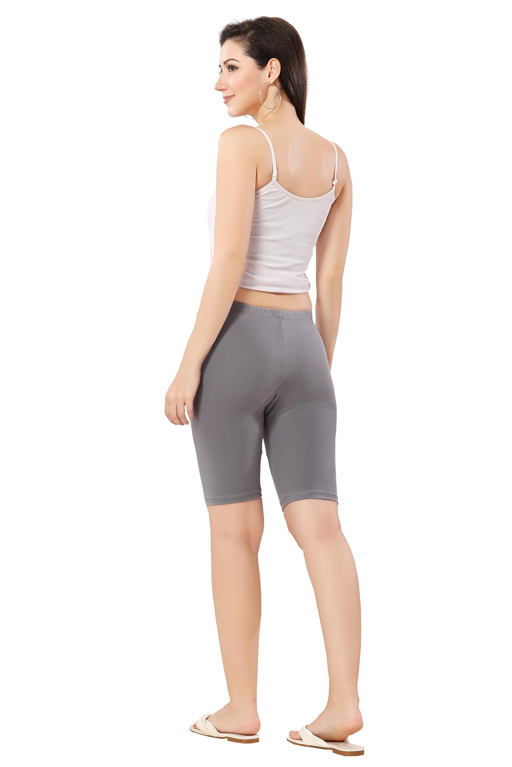 TRASA Women's Dark Grey Biker Shorts - Image 5