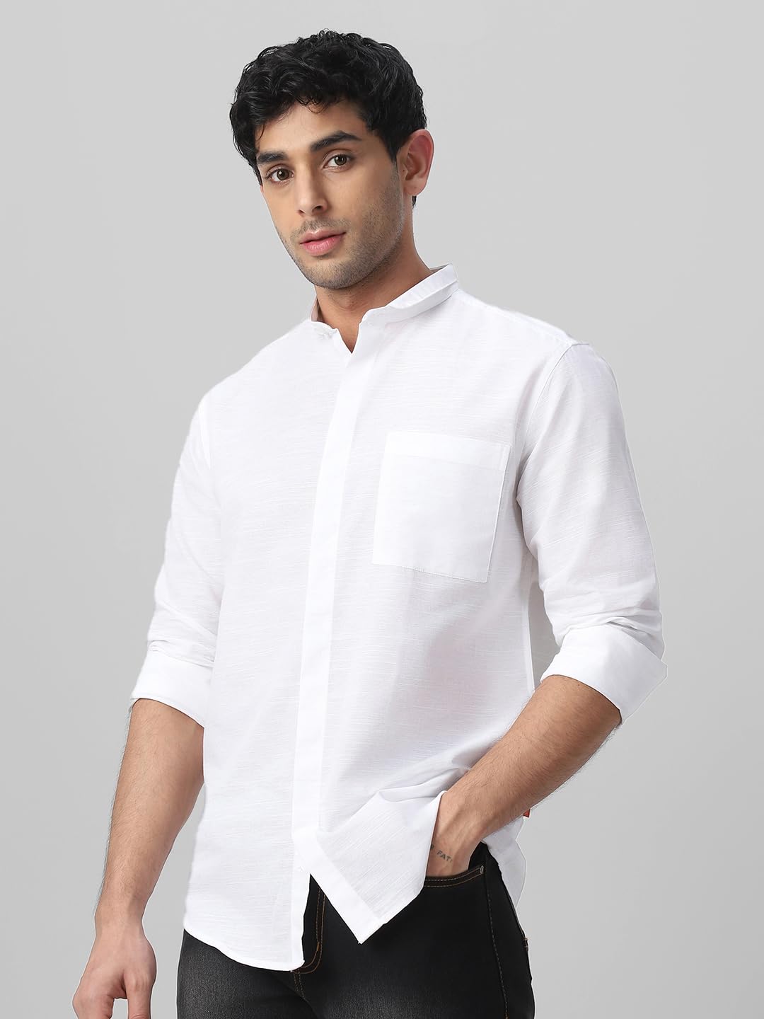 Urbano Fashion Men's White Cotton Casual Shirt - Image 3
