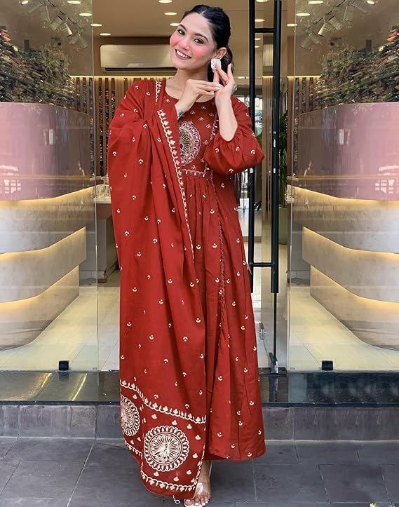 KLOSIA Maroon Printed Anarkali Kurta - Image 3