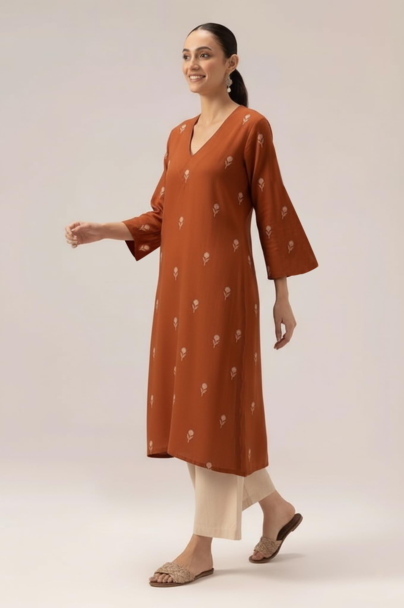 ANNI DESIGNER Cream Floral Rayon Kurta Set - Image 3
