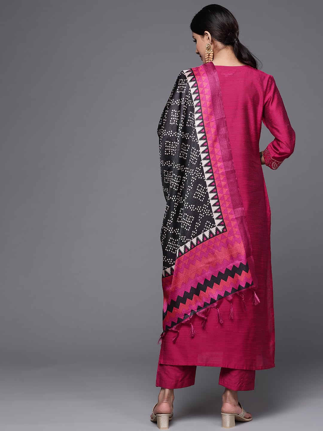 Varanga Women's Magenta Silk Kurta Set - Image 3