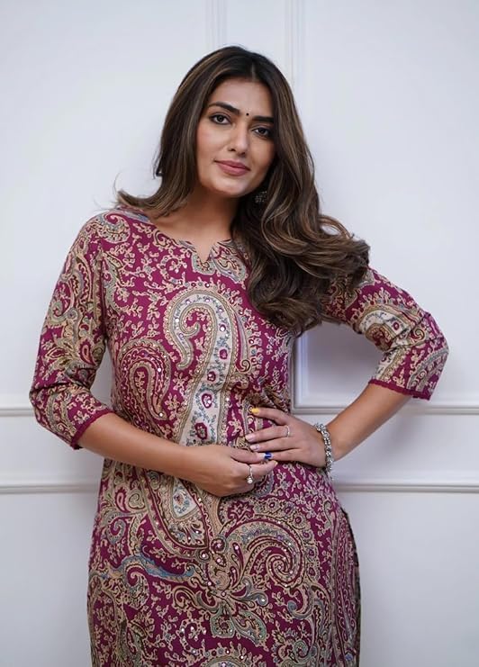 Nermosa Women Viscose Printed Kurta Pant Set - Maroon - Image 3