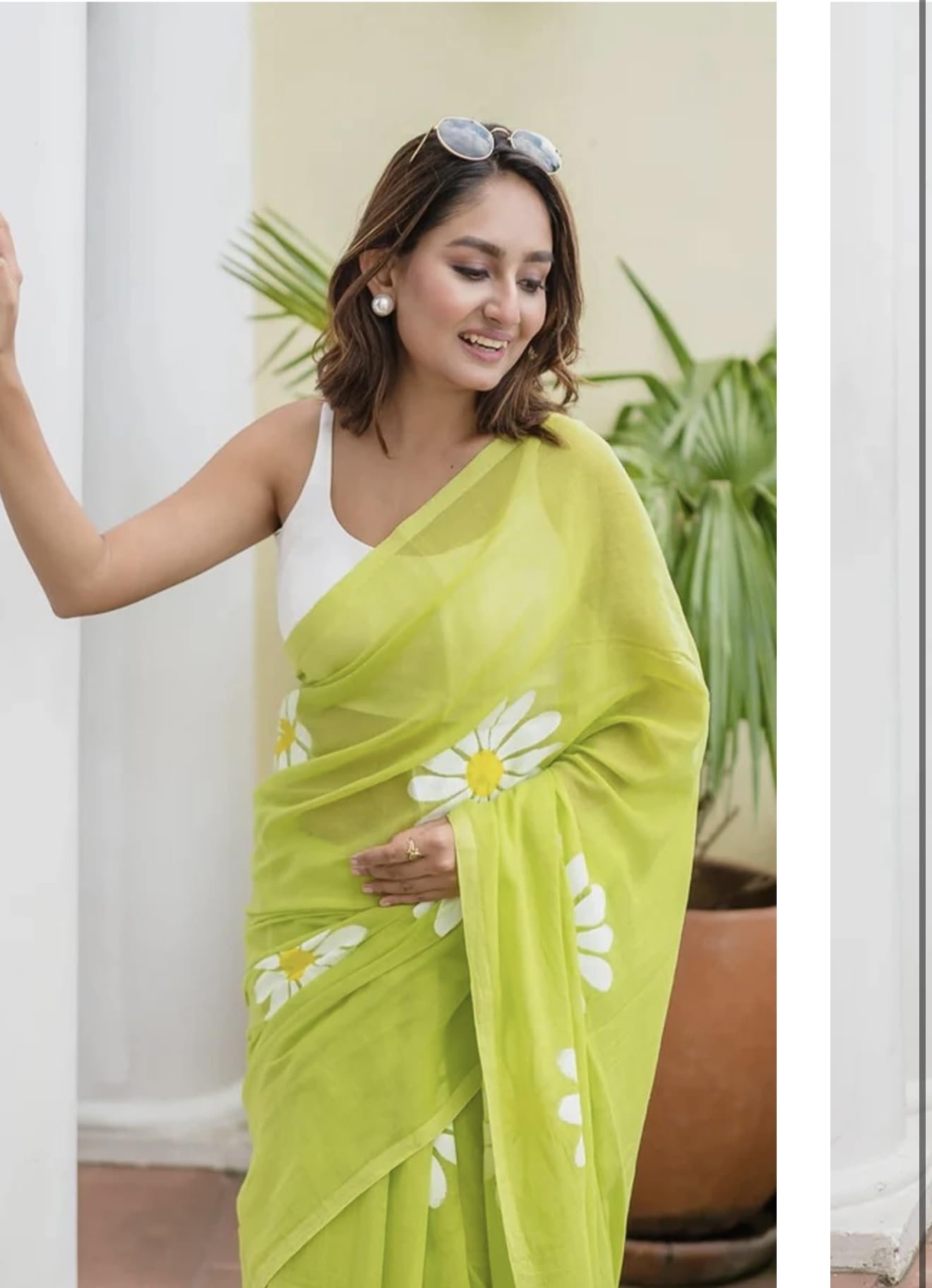 GarbGlide Women's Light Green Cotton Saree - Image 3