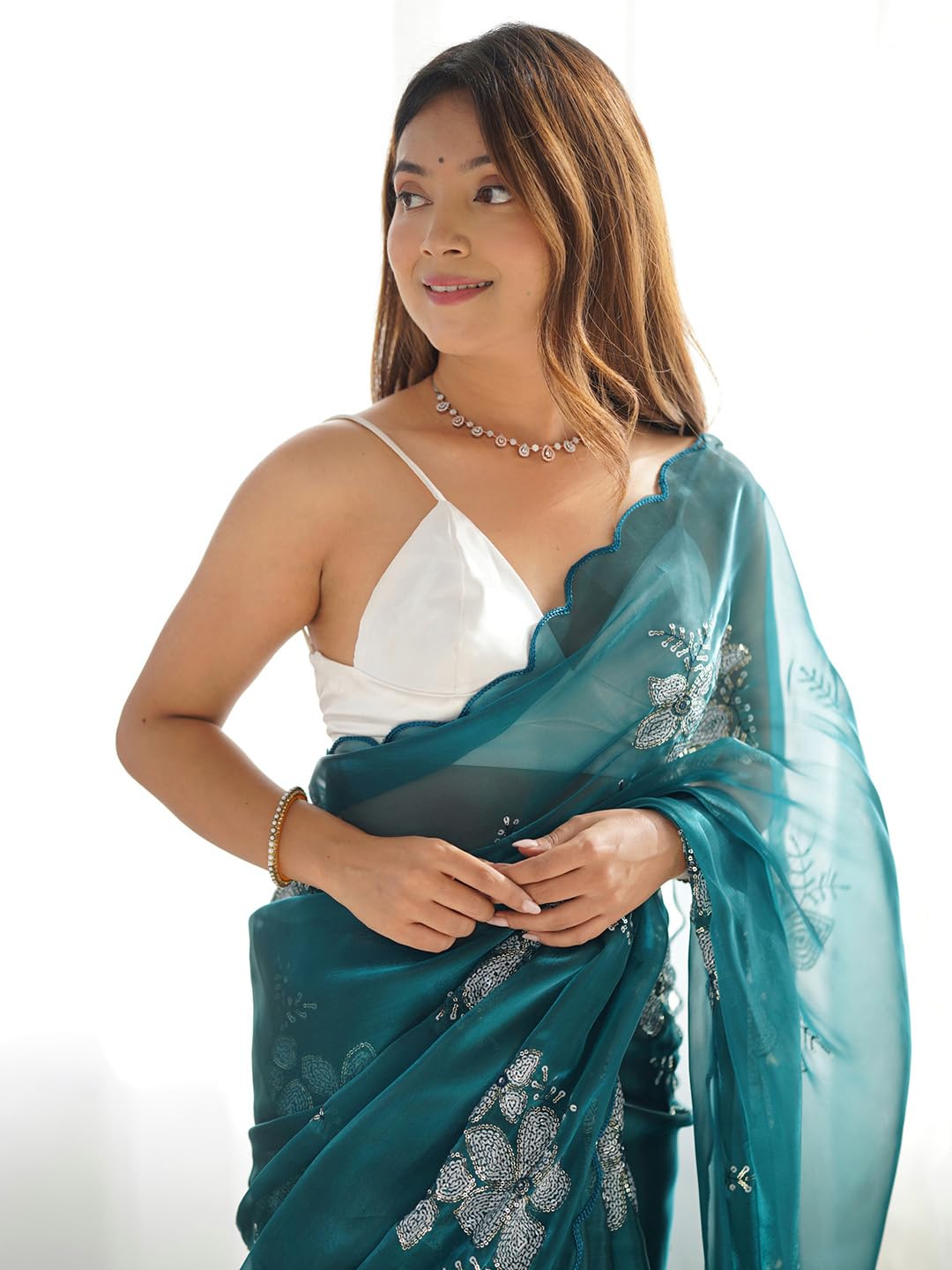 AKHILAM Women's Teal Blue Shimmer Organza Saree - Image 5