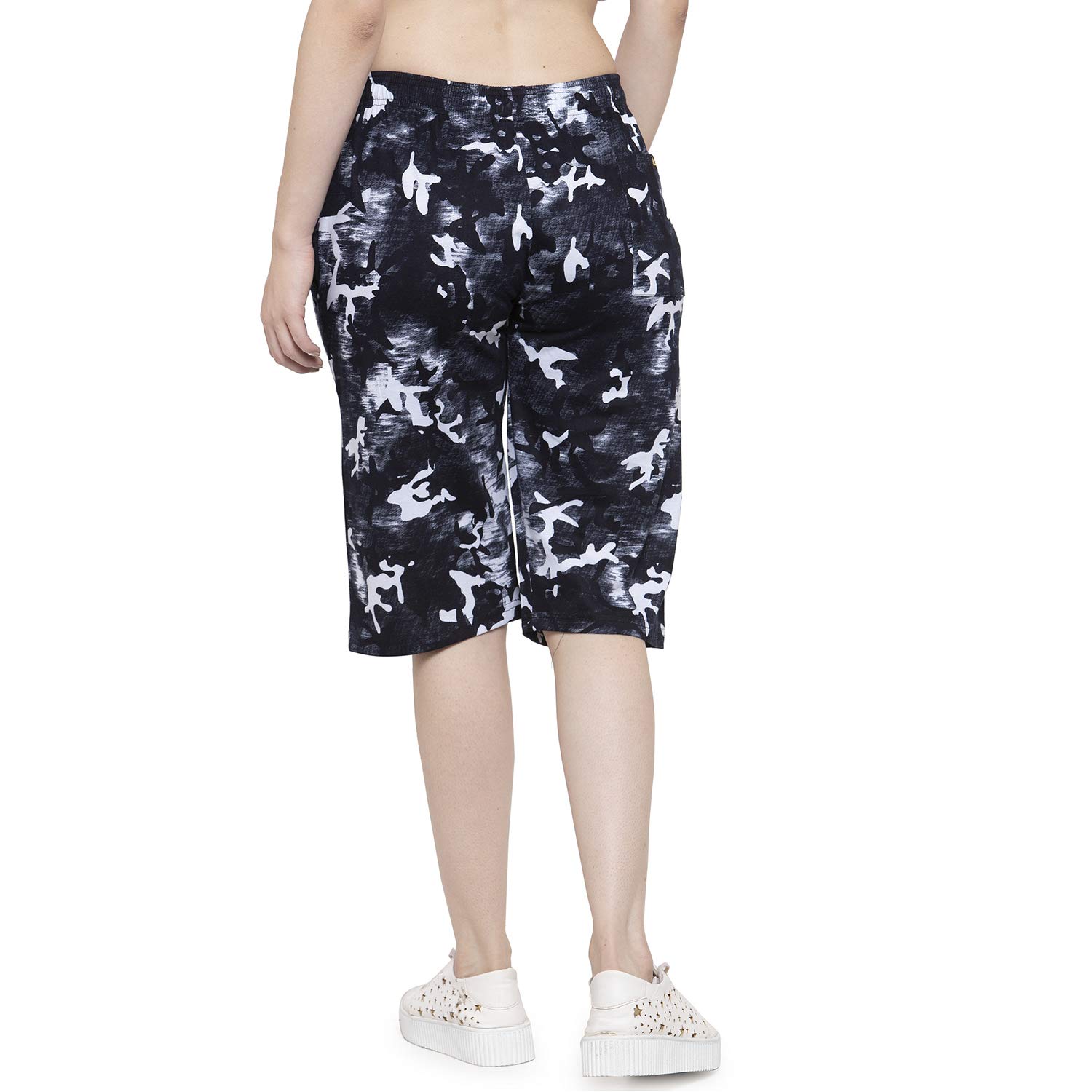 UZARUS Women's Capri - Black - Image 5