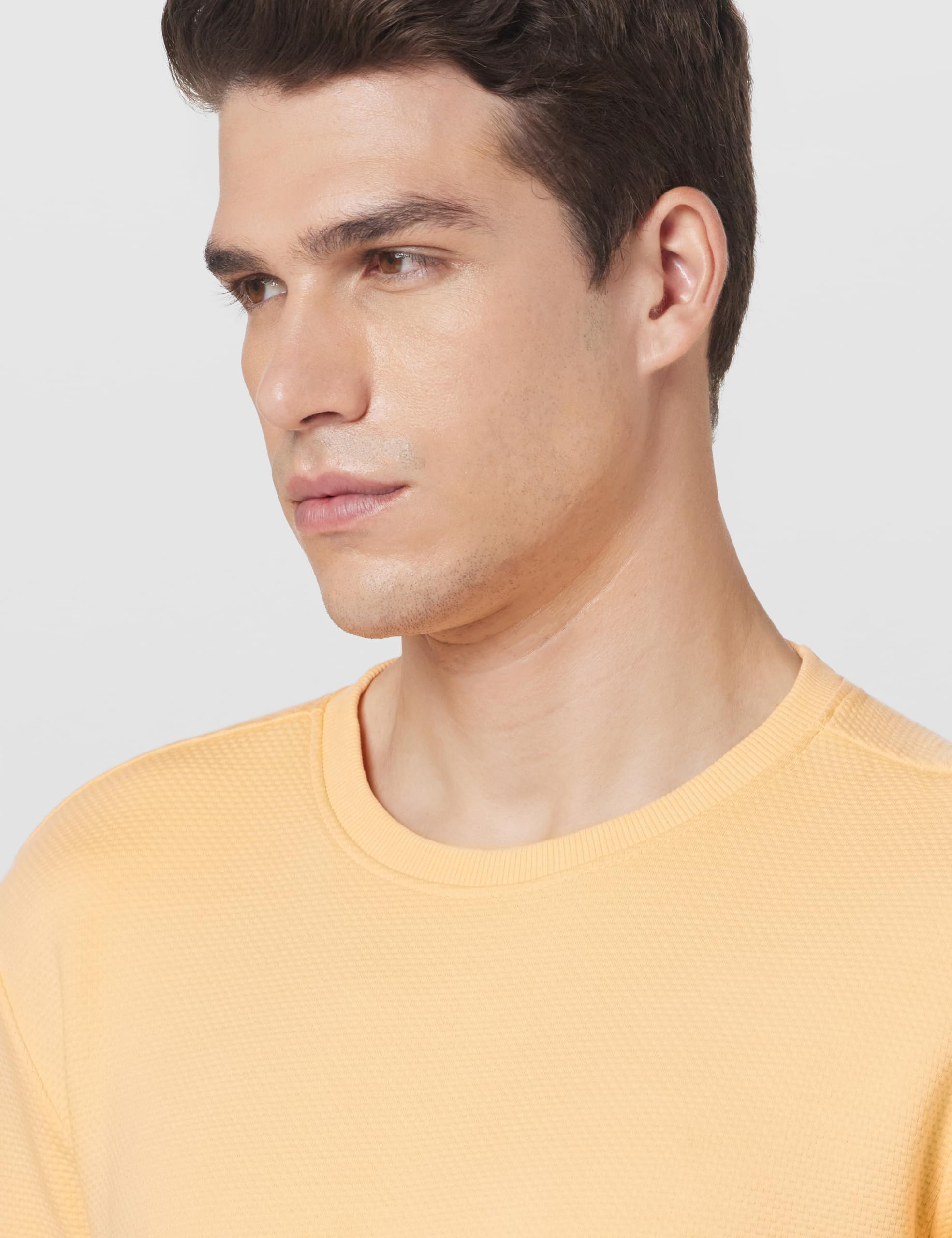Van Heusen Men's Cotton Blend Crew Neck Sweatshirt - Peach - Image 4