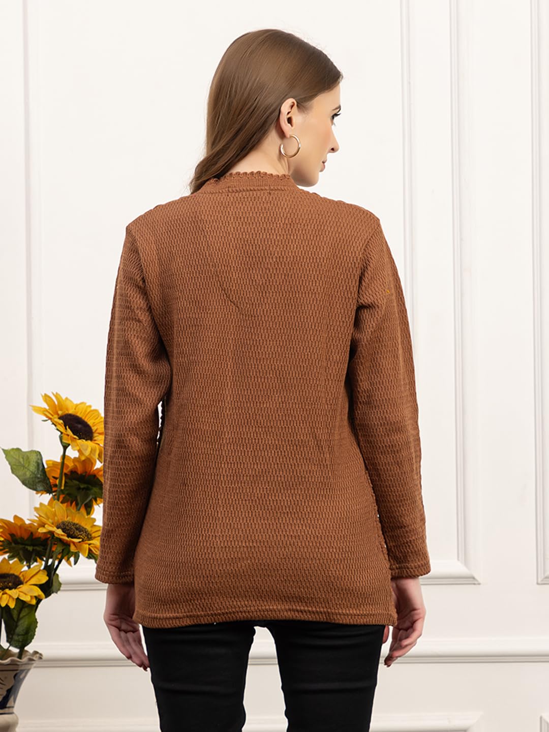 Dadu Dayal Women Winter Woolen Cardigan - Image 4