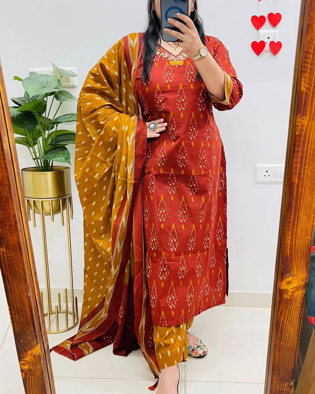 krisjan Women's Cotton Printed Kurta Set - Image 2