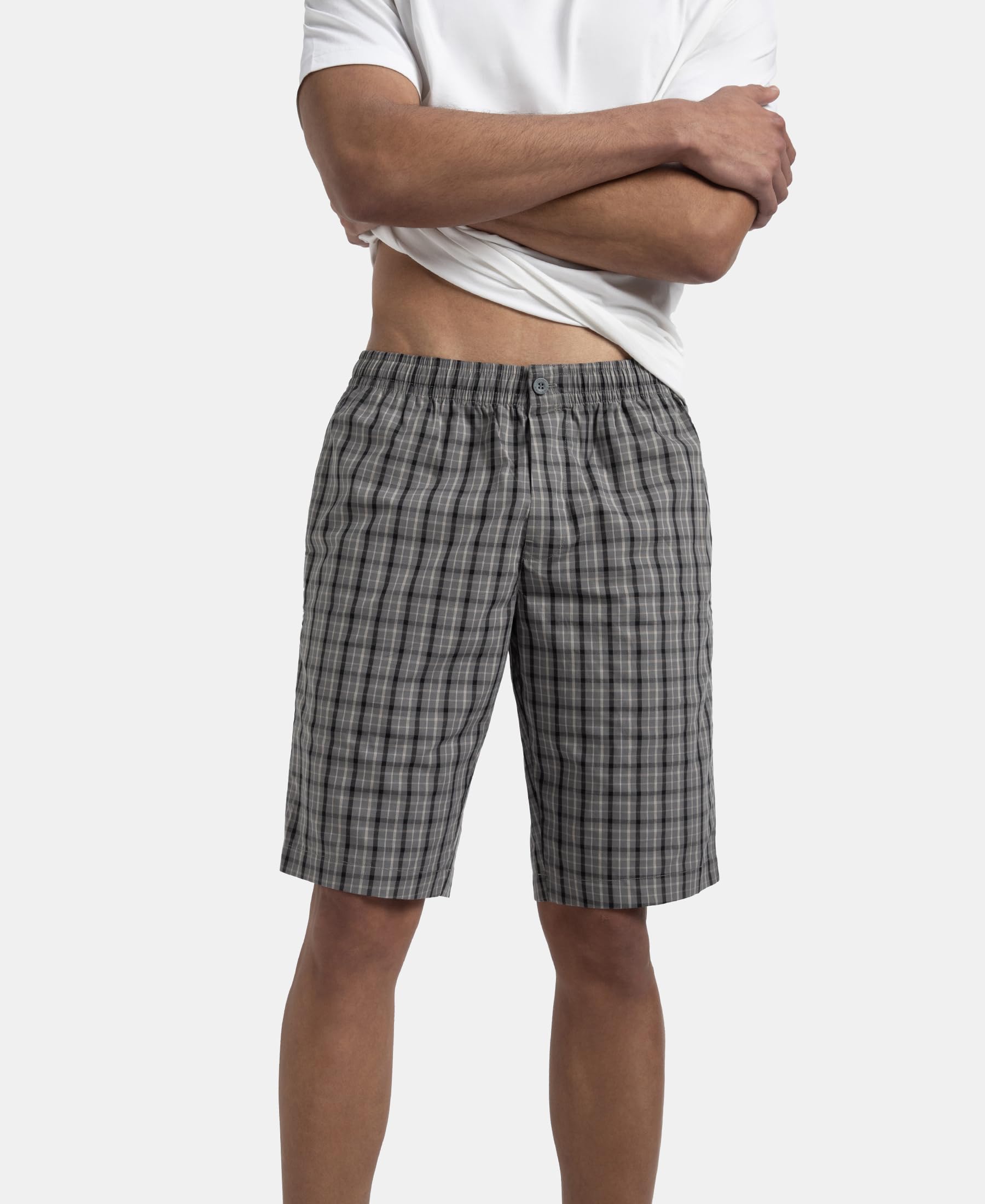 Jockey Men's Grey Checkered Bermuda Shorts - Image 5
