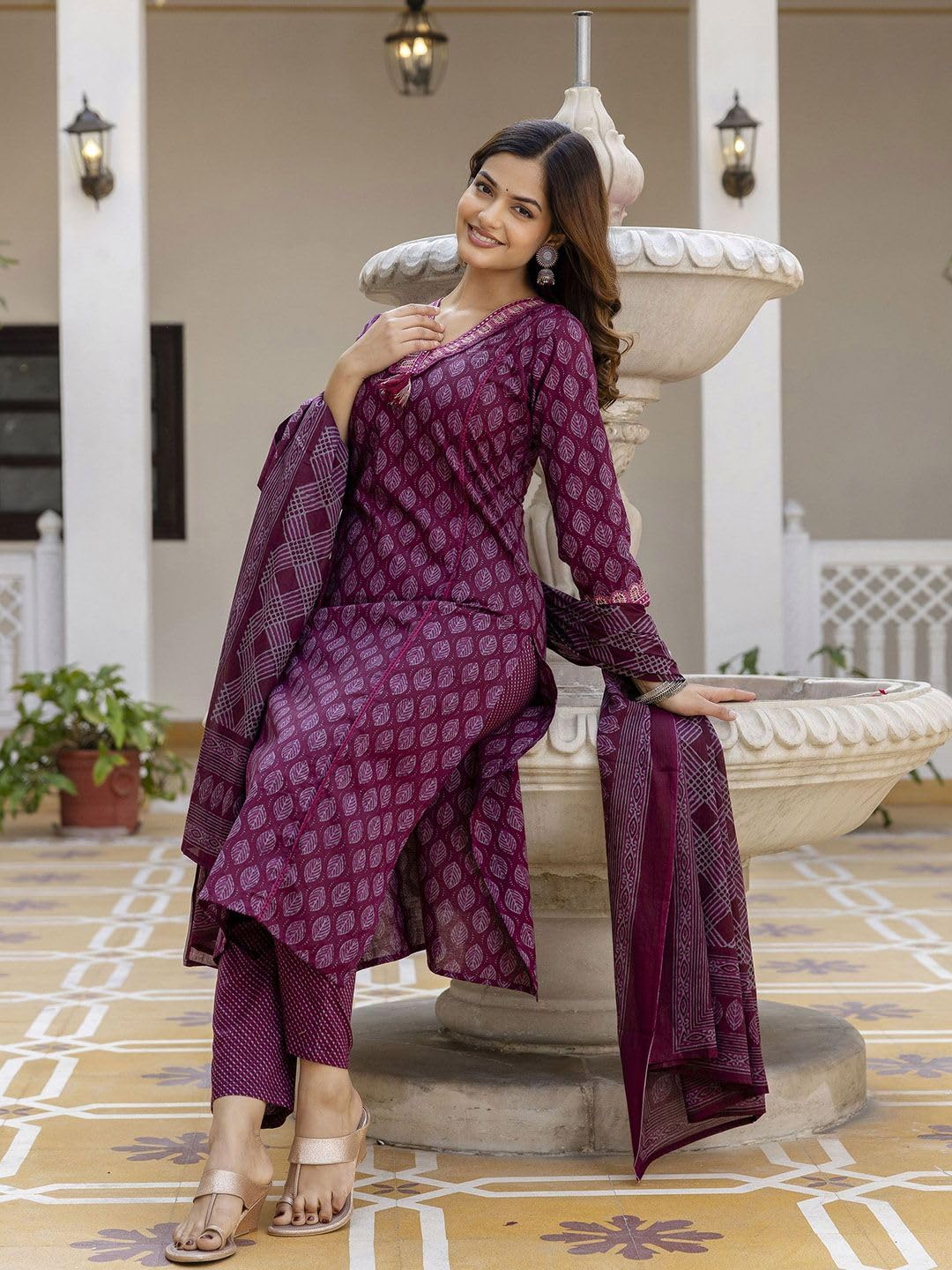 PARTHVI Women's Cotton Printed Kurta - Image 3