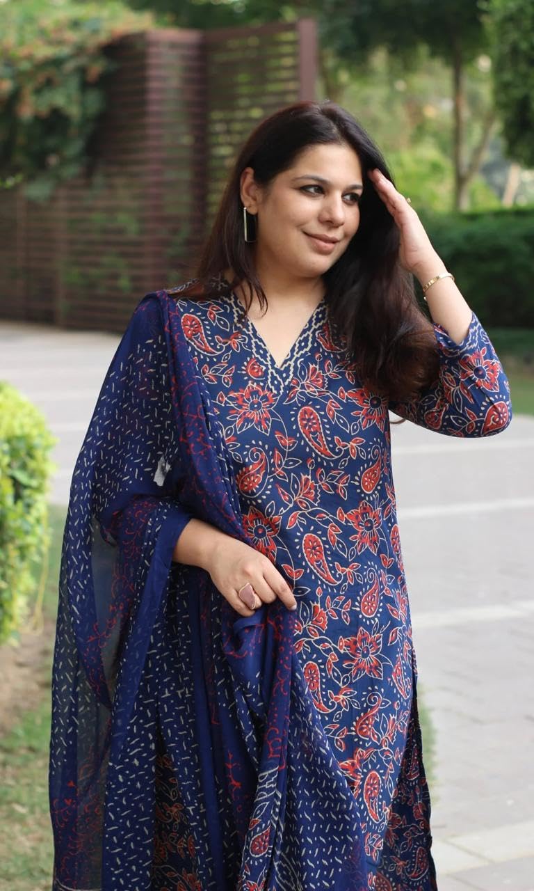 MEERA FAB Blue Cotton Floral Kurta Set for Women - Image 5
