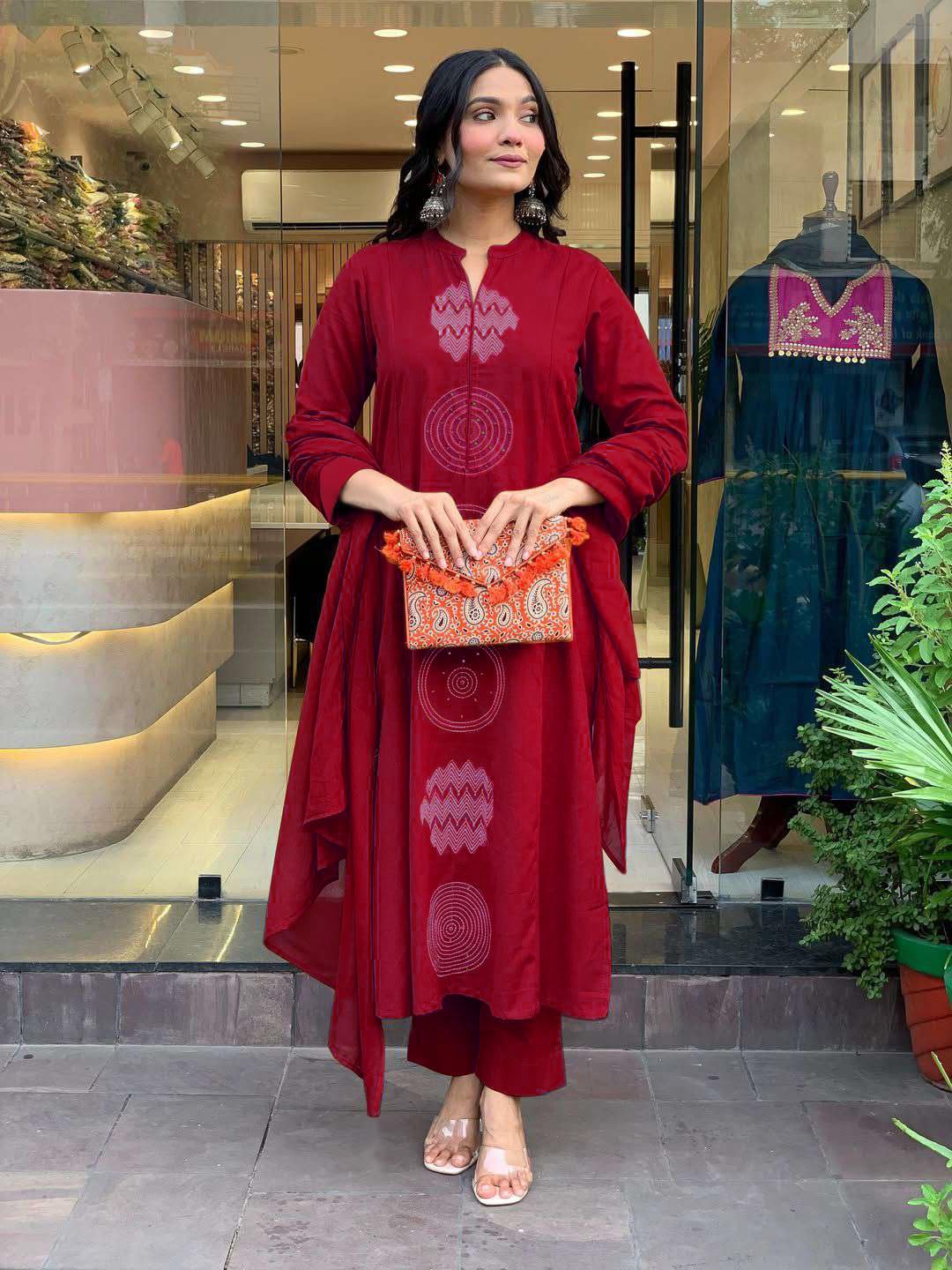 ANNI Women Rayon Viscose Embroidery Kurta - Image 5