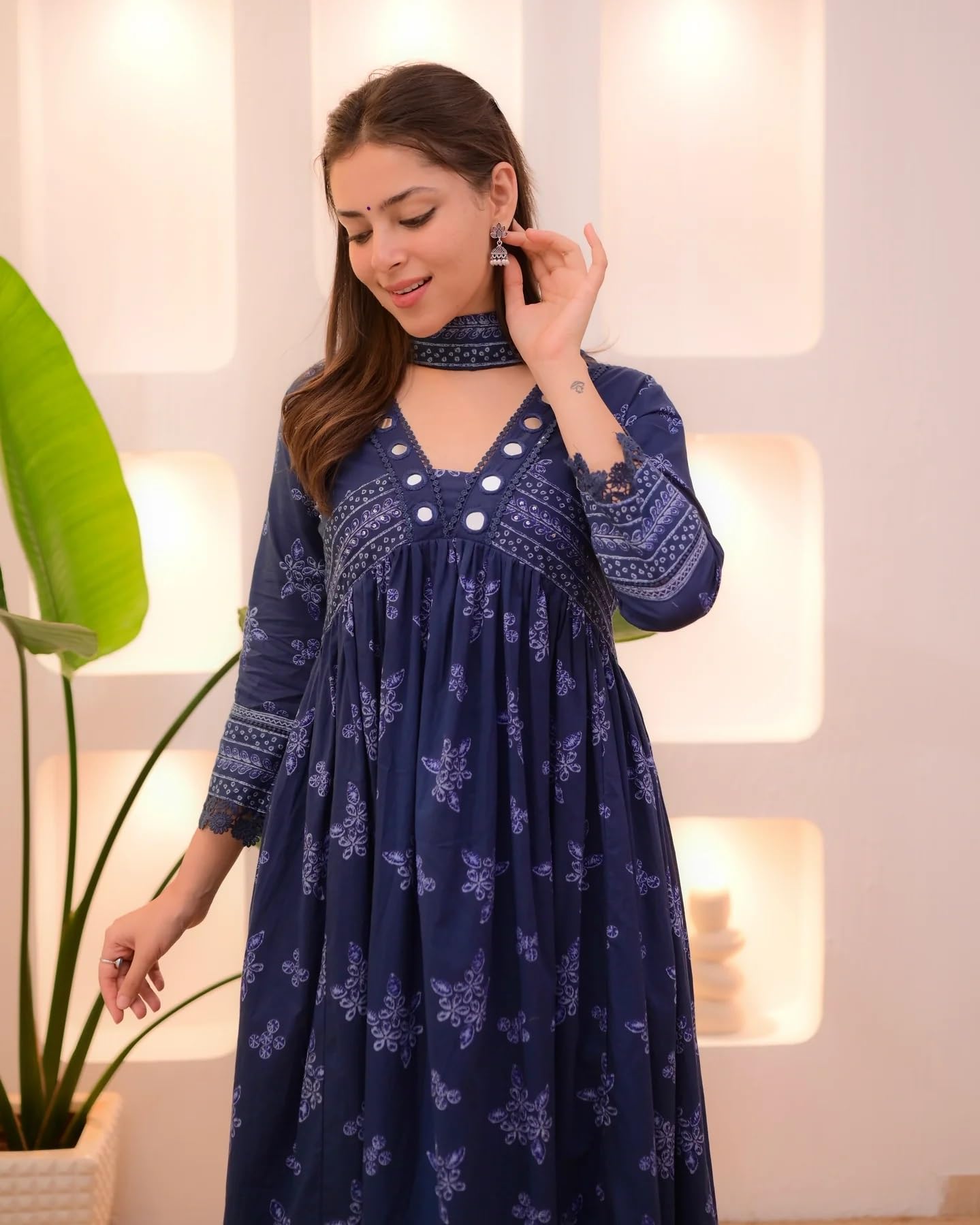 Nermosa Women Printed Anarkali Kurta Set - Blue - Image 2