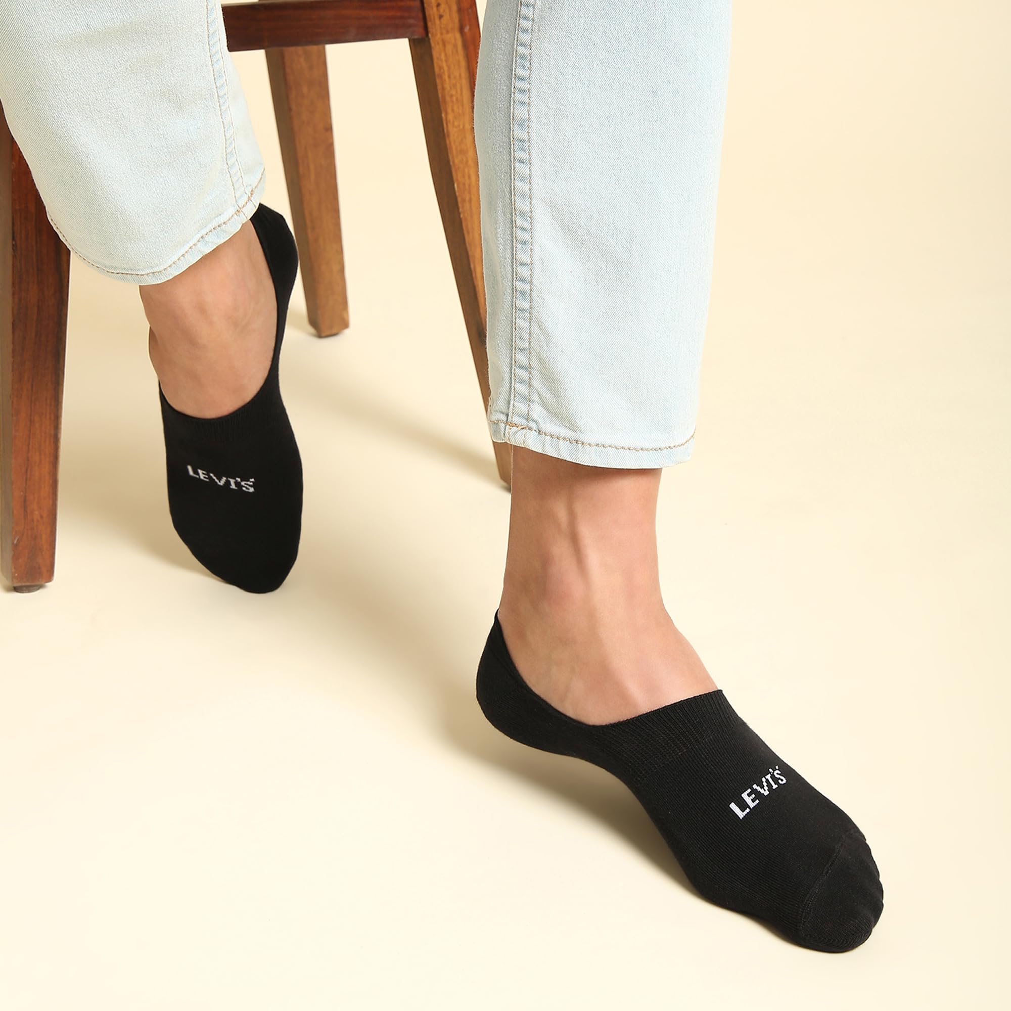 Levi's Men's Cotton Stretch No Show Socks - Image 4