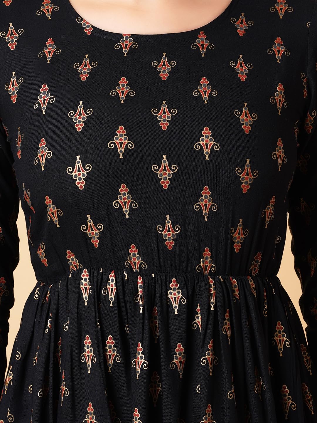 Daevish Women's Golden Floral Maxi Dress - Black - Image 5